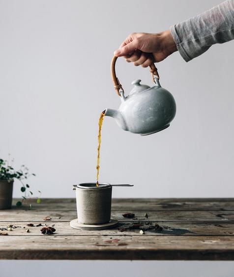 一家能买遍全球好物的小店，还要宣传“少则得”？