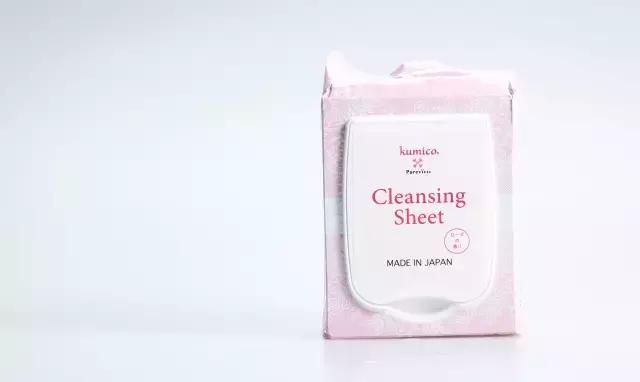 卸妆油卸妆膏卸妆水哪个不伤皮肤,卸妆油卸妆膏哪个用得慢