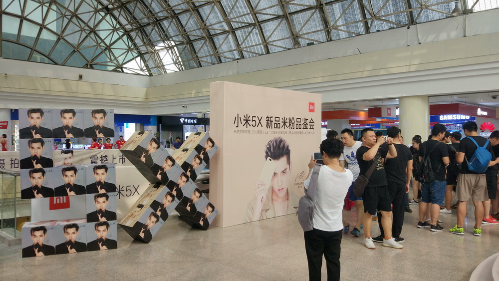 拍人清晰度高又好看的手机,小米5x拍照