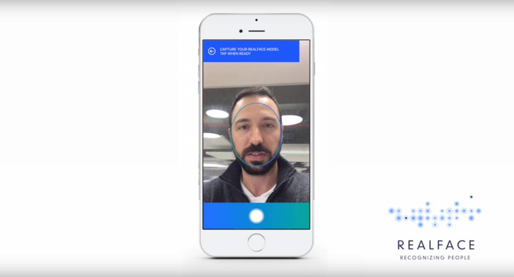 iphone8刷脸识别开锁,iphone8能刷脸解锁吗