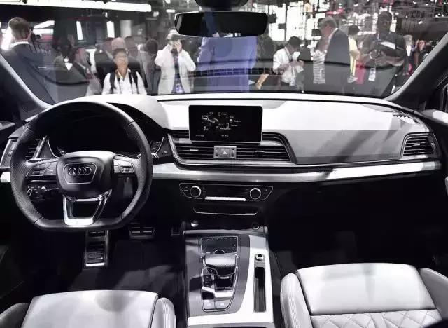 到了，终于到了全新2018奥迪Q5后排空间轻松北京瘫