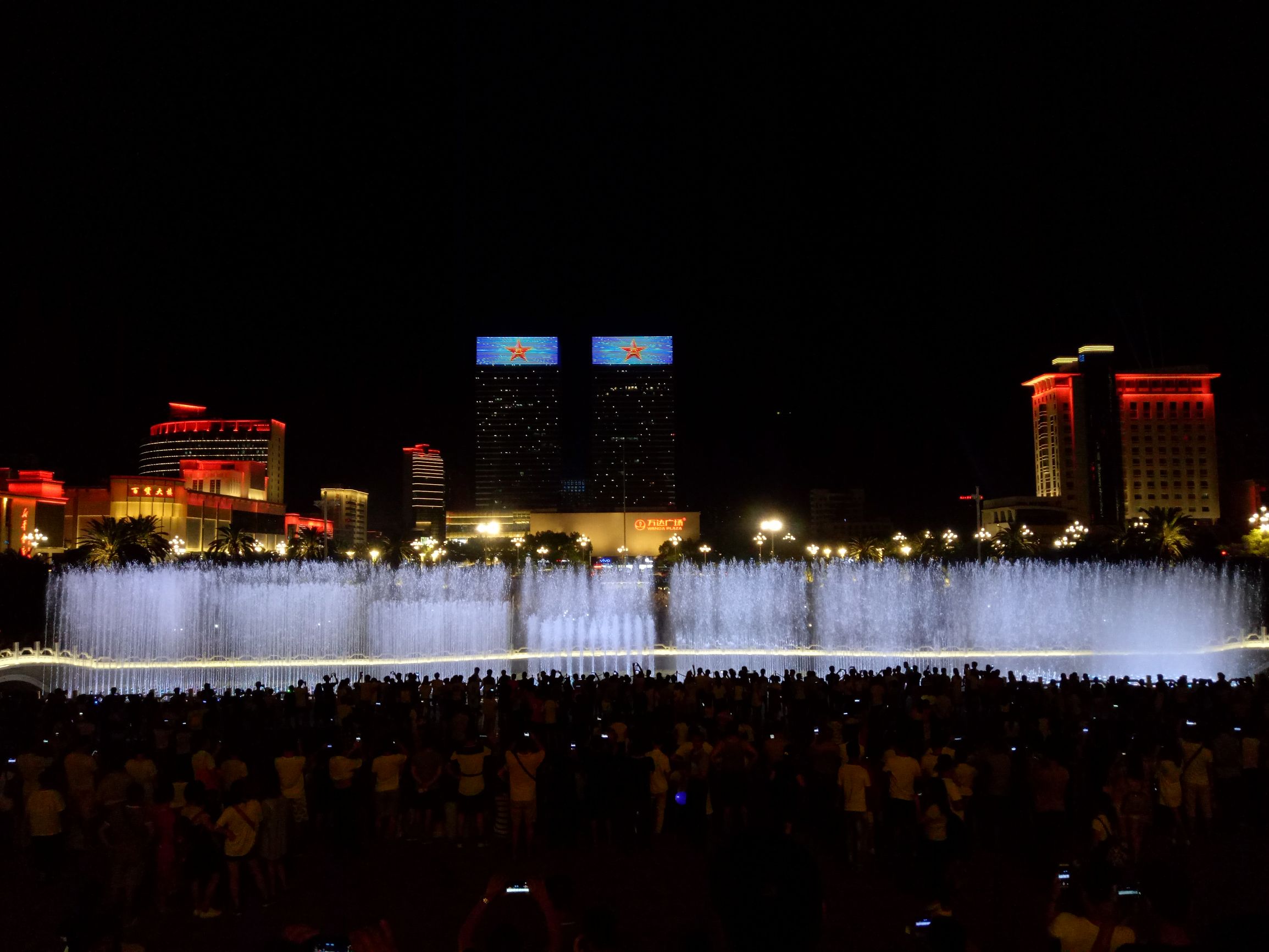 南昌八一广场改造花了多少钱,南昌市八一广场改造工程