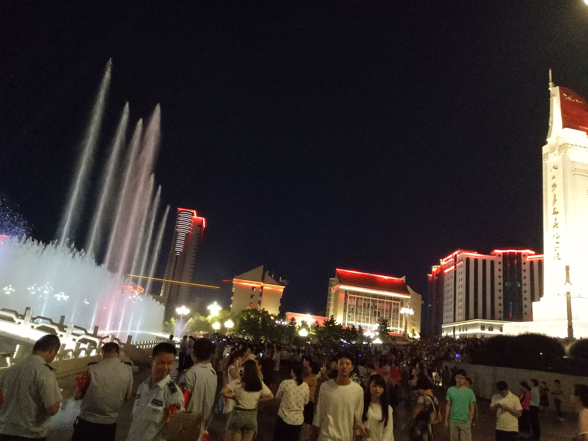 南昌八一广场改造花了多少钱,南昌市八一广场改造工程