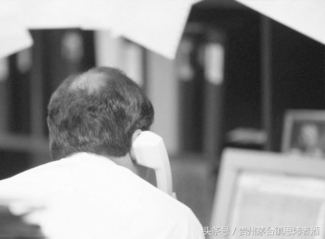 憨老头征文活动佳作选登：用一生还你一壶老酒