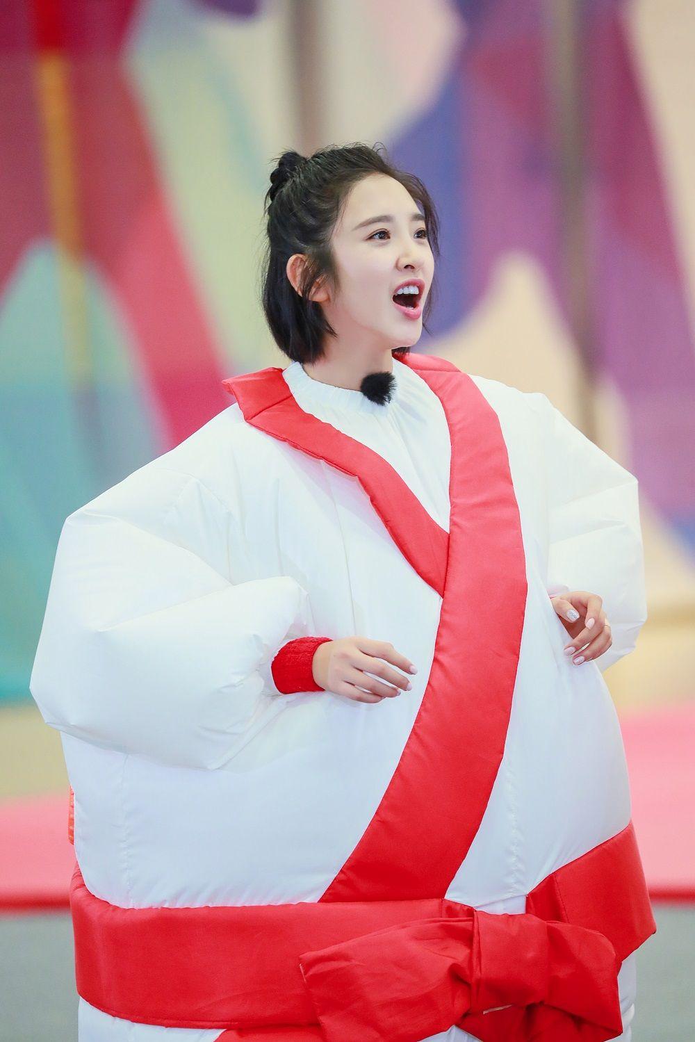 我们来了唐艺昕搞笑视频,我们来了第二季唐艺昕模仿