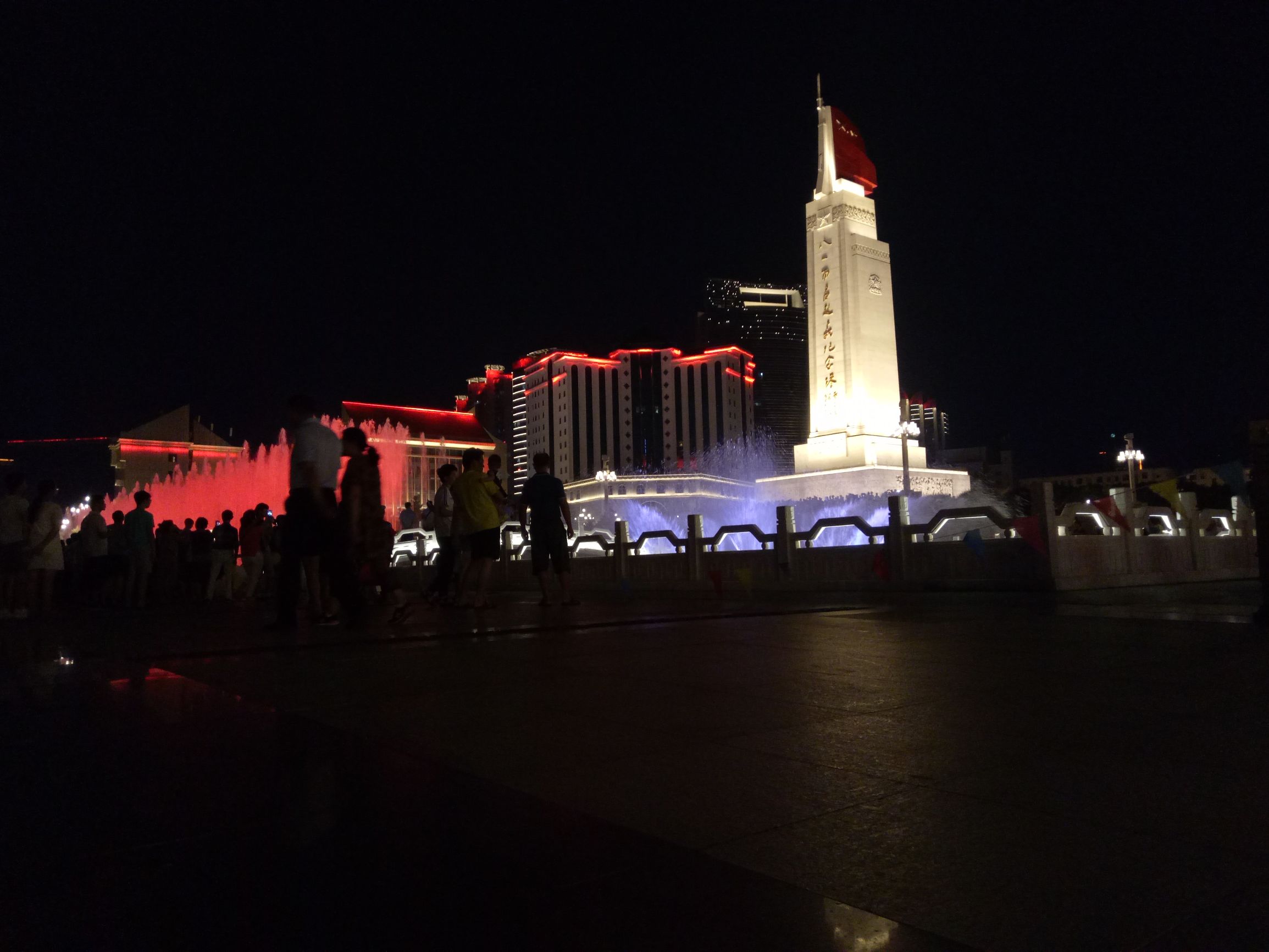 南昌八一广场改造花了多少钱,南昌市八一广场改造工程