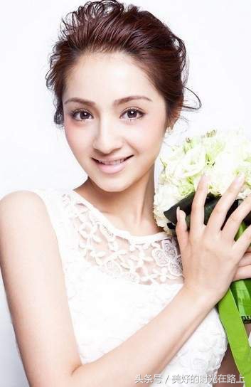 自古美人出新疆,自古出美女