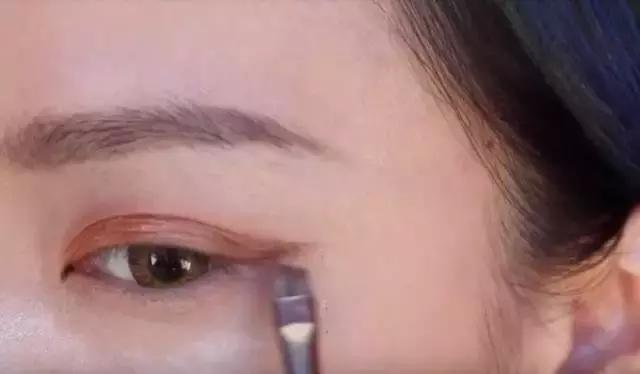 怎么打造眼妆视频,如何打造好看的眼睛妆容