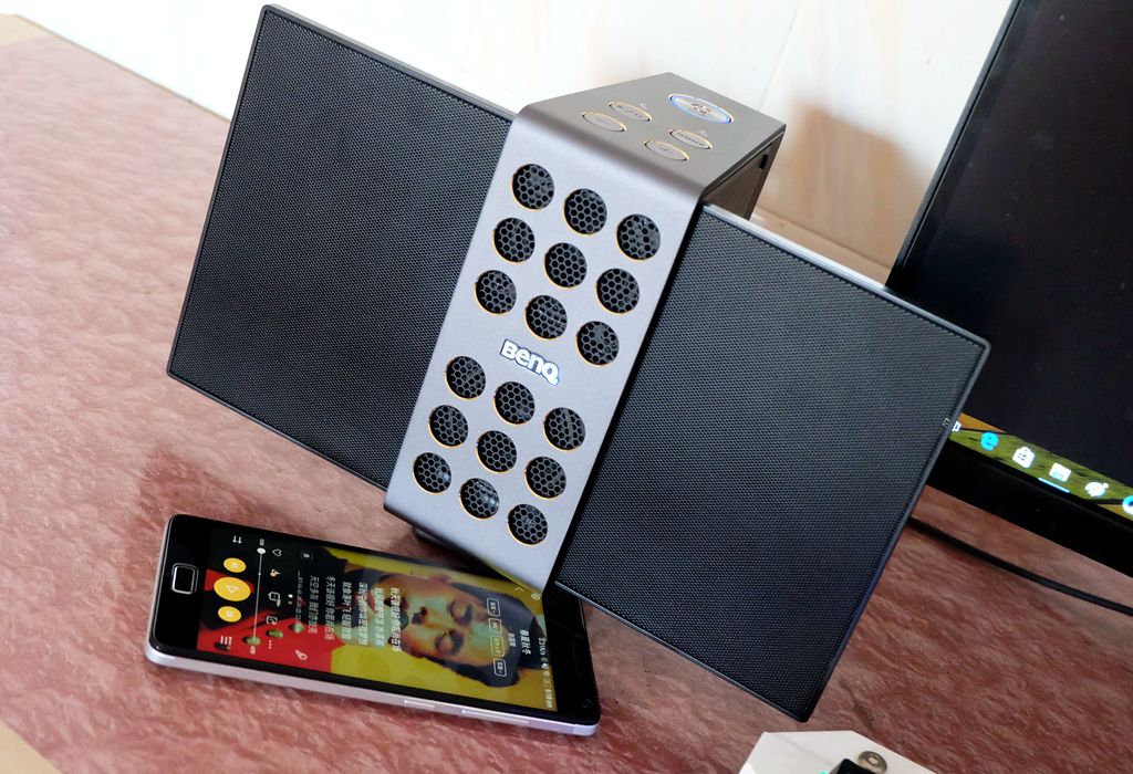 聆听最纯真的声音分享BenQ静电膜蓝牙音箱