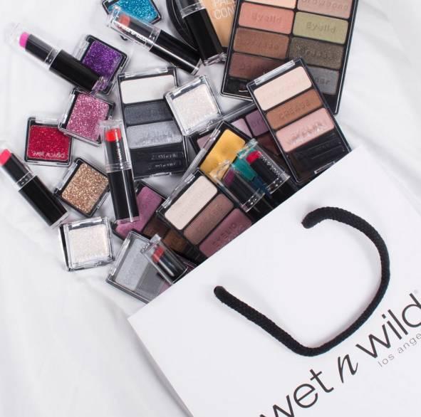 一两百块钱的彩妆真的好用吗,彩妆好一点和一般的区别