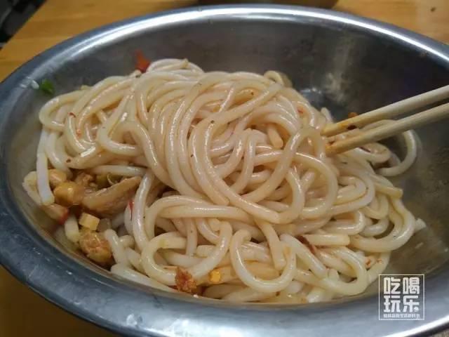 桂林人吃早饭的地方在哪,桂林人吃什么主食