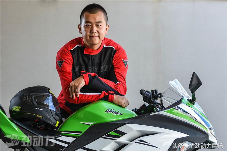 川崎650ninja车主唯美视频,川崎车主怎么看ninja400