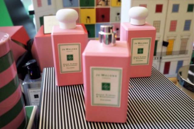 纪梵希今年的圣诞限量版，你们准备好了吗？