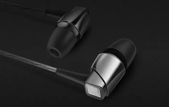 线控耳机和蓝牙耳机哪种音质好,线控耳机怎么区分音质好坏