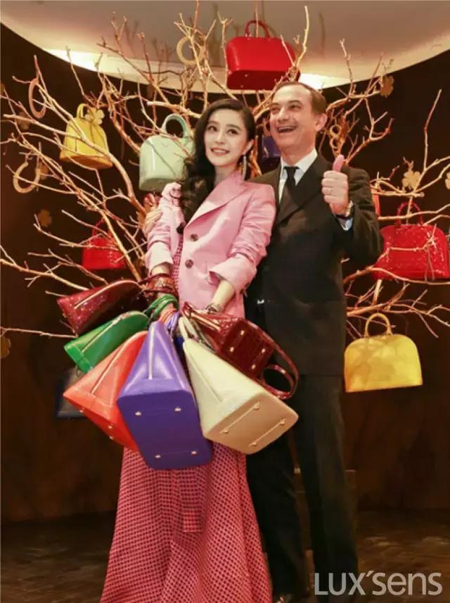 怎么一眼看出lv假包,怎么简单看出lv的真假