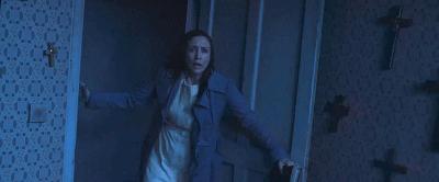 图解电影《招魂2》｜恶鬼折磨萝莉的一百种方法，被吓到漏尿