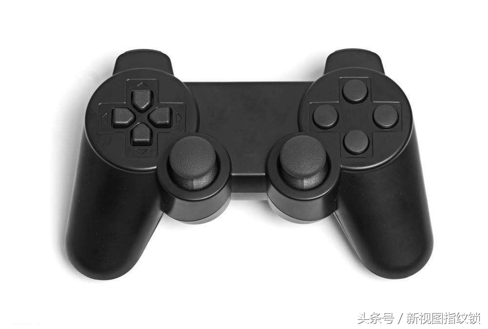 世界在左我们向右,世界在我