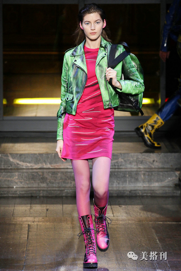 浅玫红适合暗黄肤色吗,玫红显白还是显黑