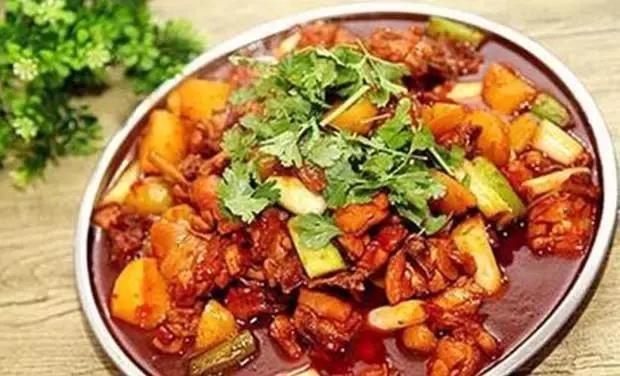 阿里巴巴20年年会员工吐槽老板,阿里巴巴年会吐槽高管