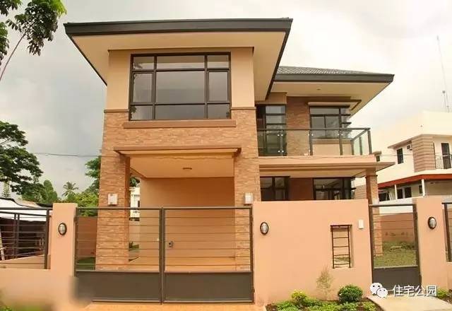 80后小伙子放弃城里买房自建别墅,土豪花200万打造自建房