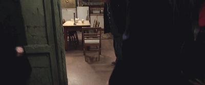 图解电影《招魂2》｜恶鬼折磨萝莉的一百种方法，被吓到漏尿