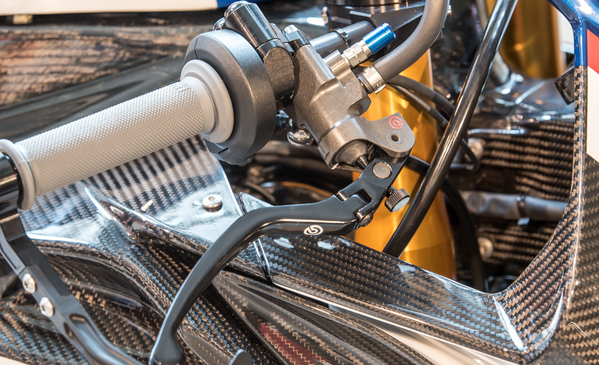 宝马摩托车hp4race民用版,限量版宝马hp4race超级摩托车