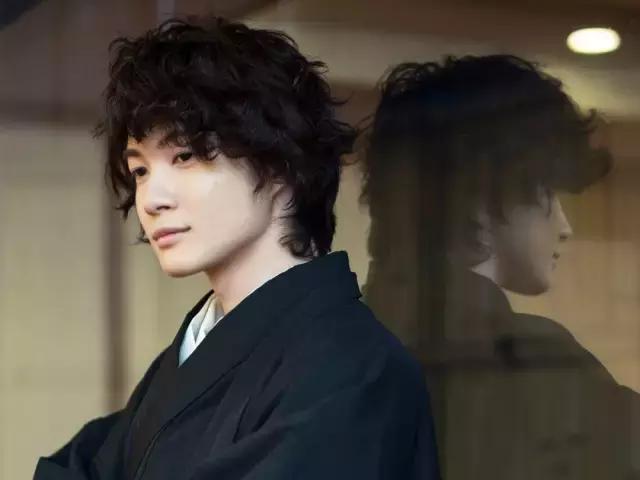 日本犬系男生代表男星,犬系日本男明星