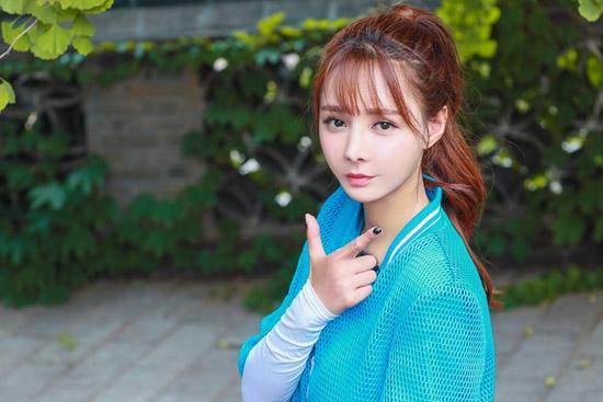 陈妍希关之琳综艺,陈妍希与关之琳合照