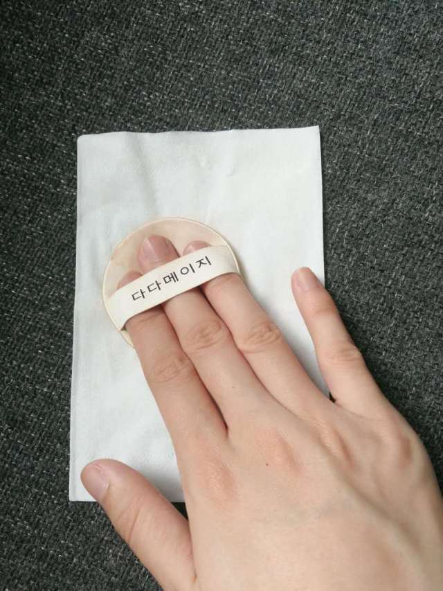 粉扑清洗方法视频教程,粉扑刷子的清洗方法