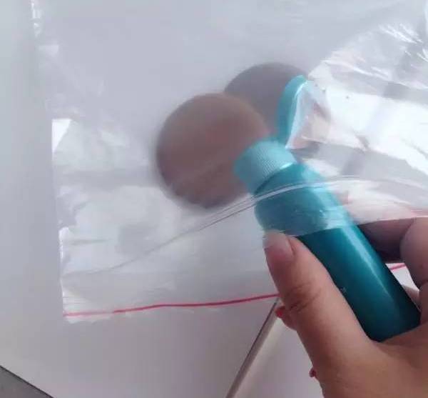 粉扑清洗方法视频教程,粉扑刷子的清洗方法