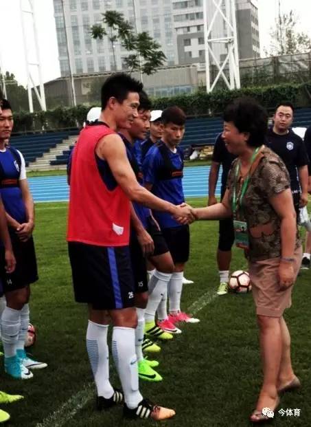 回归四后卫,外援应用谁?亿利队北上迎关键战役