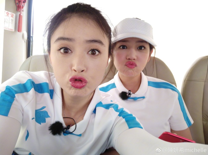 陈妍希关之琳综艺,陈妍希与关之琳合照