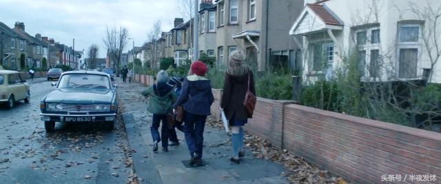 图解电影《招魂2》｜恶鬼折磨萝莉的一百种方法，被吓到漏尿