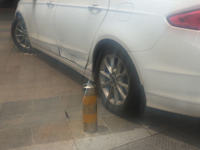 福特蒙迪欧1.5时尚提车,2020蒙迪欧1.5t时尚版按键解析