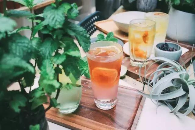 不泡酒吧泡茶社，成都这6家文艺茶社里藏着年轻人的诗和远方