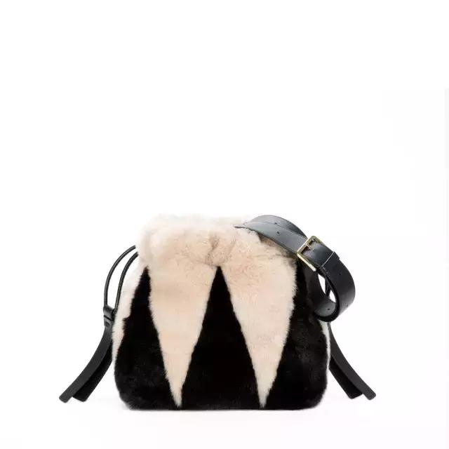 furla新款手机包,furla新包