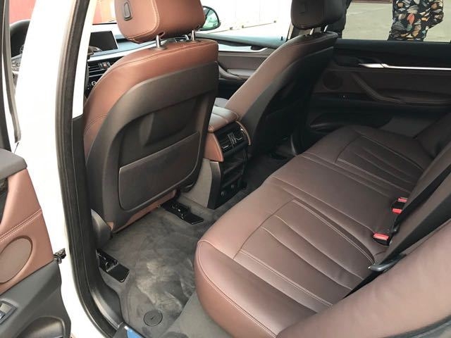 宝马x5推背感,17款宝马x5进口3.0t