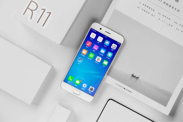 oppor11淘汰了吗,oppor11s首销火爆季度夺冠