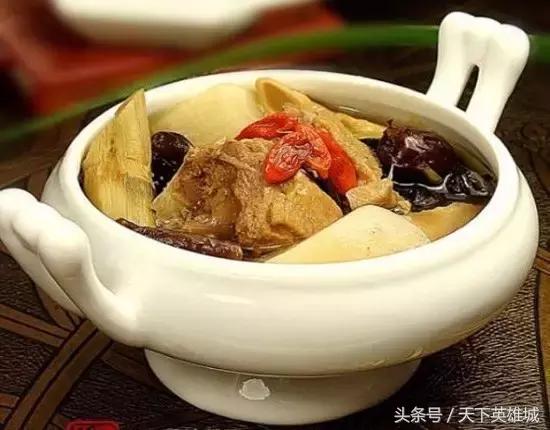 江西正宗鸭做法,活鸭的正宗熬制方法