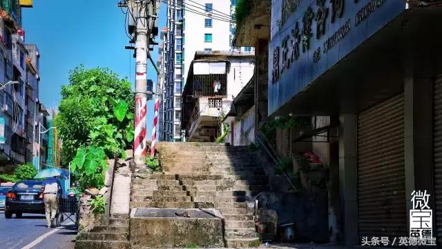 英德这条路分布着四大学府！青春的回忆！看完后我哭了