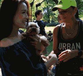 从朋克妆到野生眉，舒淇《侠盗》换“四张脸”！