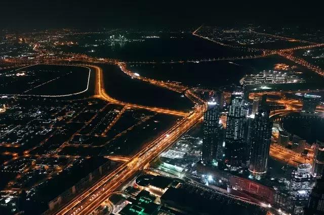 迪拜并不是你们想的遍地黄金，但它真是一个适合度假的好地方！