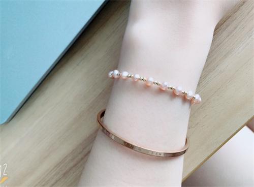 锁骨项链装饰效果图,夸张锁骨项链装饰