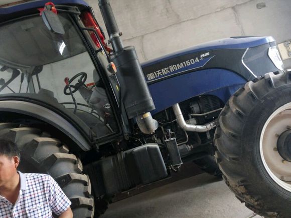 雷沃15年190马力拖拉机,1504拖拉机雷沃和东方红选哪个好