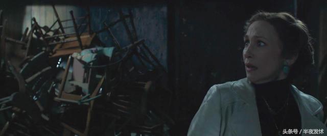 图解电影《招魂2》｜恶鬼折磨萝莉的一百种方法，被吓到漏尿