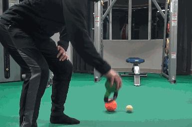 高尔夫球肘康复训练,高尔夫球肘康复训练后疼痛加重