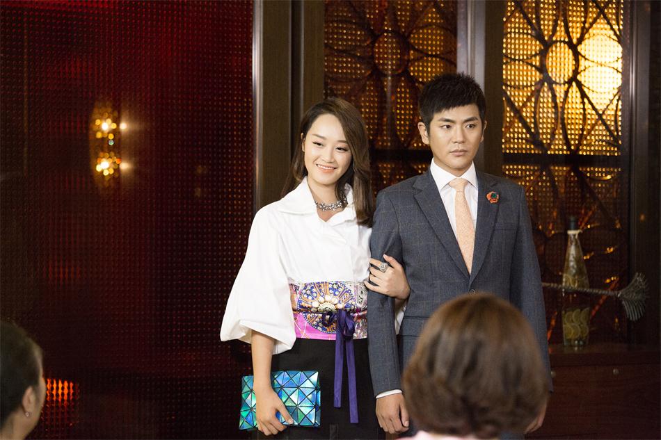 蓝盈莹演技爆发,蓝盈莹芳心荡漾演技