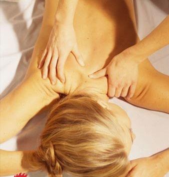 改善后背痘痘女生,真实有效祛背部痘痘