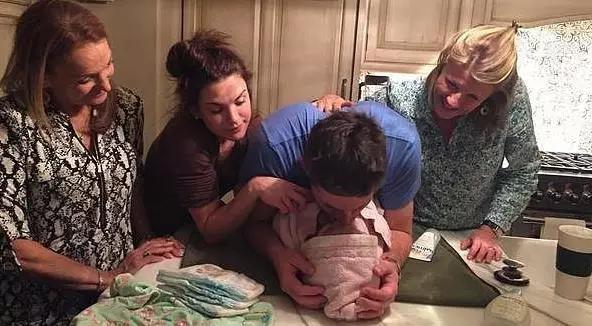 他美剧第一帅哥的称号，可绝非浪得虚名。