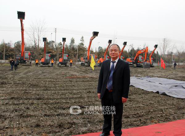 廖广建：斗山工程机械9C系列新品四川销量看好